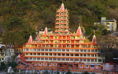 www.apnajourneytravel.in